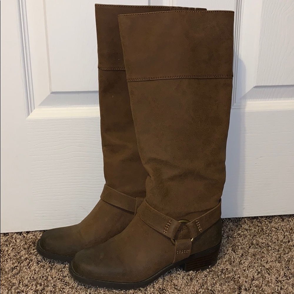 Boots, JustFab, Landry style.